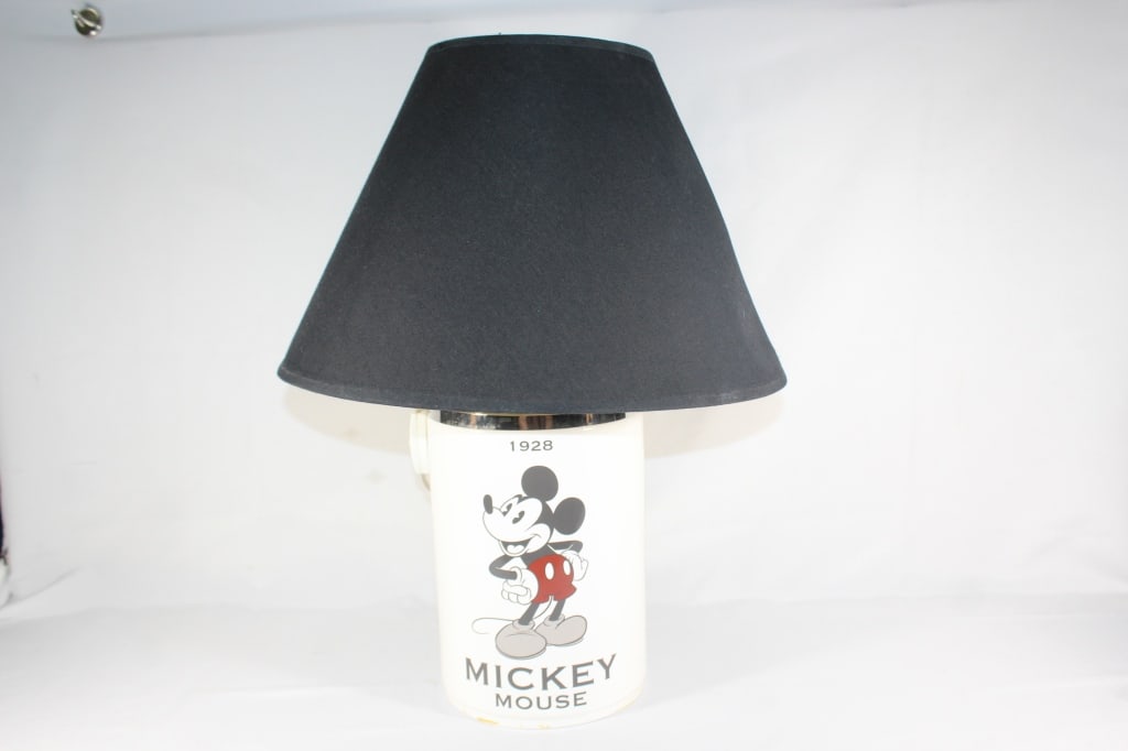 Mickey Mouse Table Lamp (1 of 3)