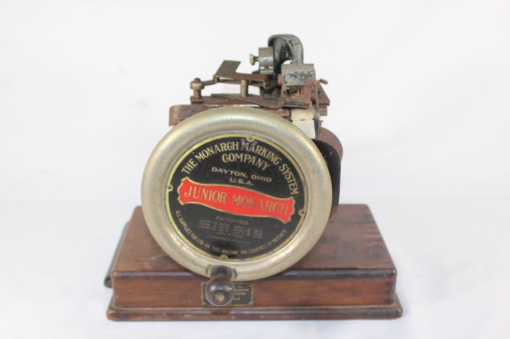 Vintage Monarch Marking System (1 of 4)