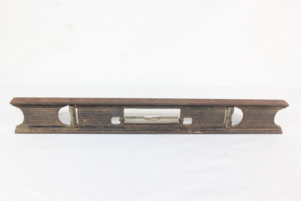 Vintage Stanley Metal No. 36 Level (1 of 3)