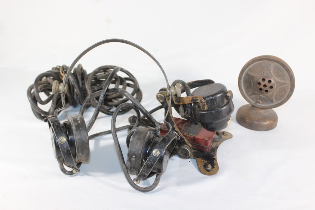 Western Electric Operator Headset / VTG Microphone (1 of 3)