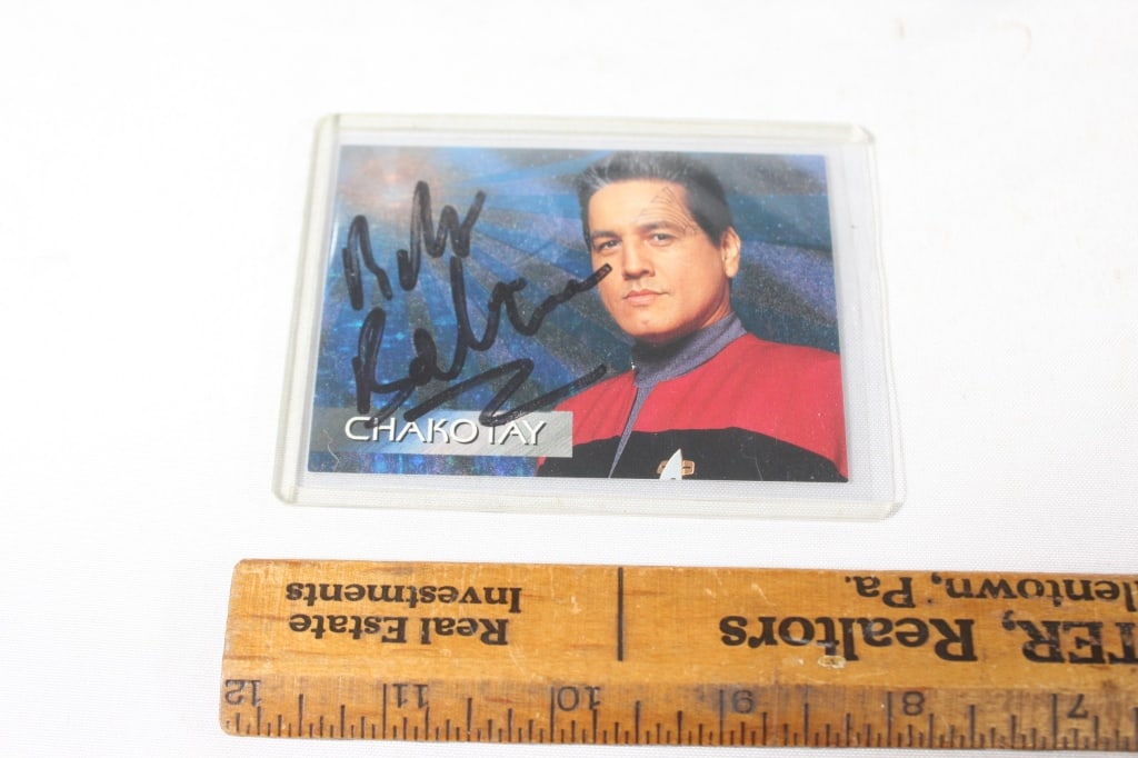 Robert Beltran "Chakotay" Star Trek Voyager: Rep. Native Americans live ink Signed and purchased at Star Trek Convention Good overall as pictured