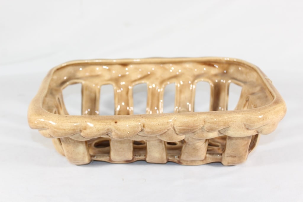 Vintage Ceramic Brown Basket (1 of 3)