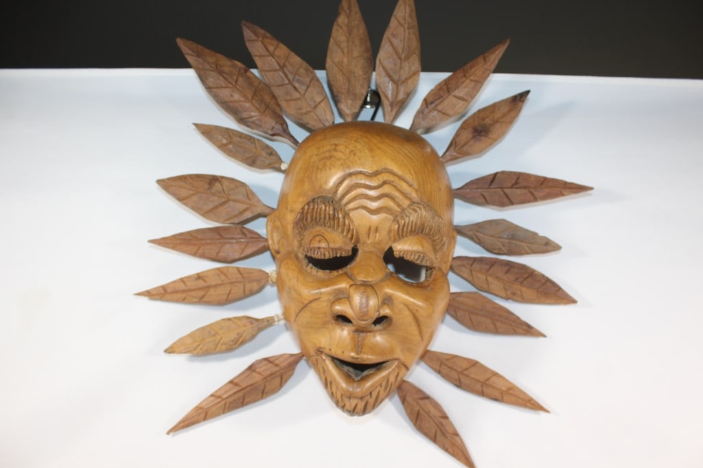 Large Ivory Coast West Africa Wood Mask: with removeable leaves around the head; La Cote D Lvoire; good overall as pictured; missing 2 leaves