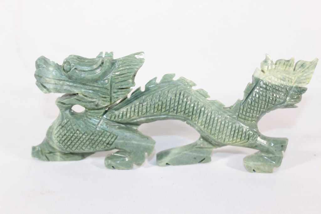 Green Jade Carved Dragon Sculpture: Good overall as pictured