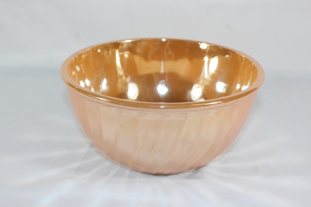 Fire King Peach Luster Swirl Mixing Bowl (1 of 3)
