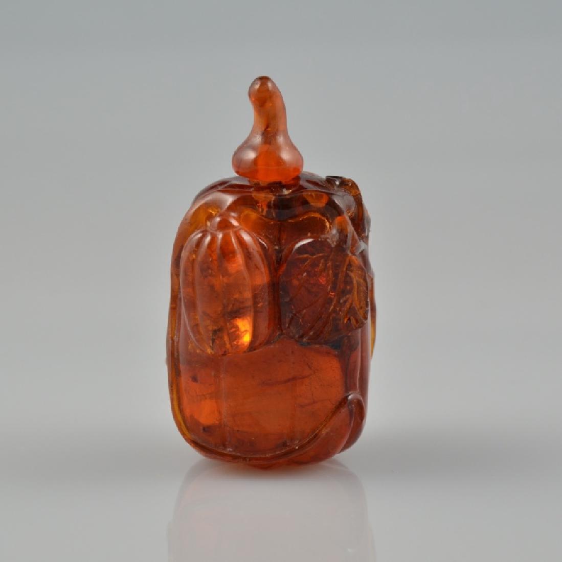 19TH C. A AMBER SNUFF BOTTLE (1 of 6)