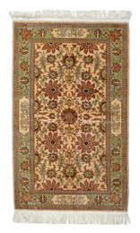 Vintage Turkish Silk Hereke Rug 2'10'' x 4'7'' (0.86 x 1.40 M)