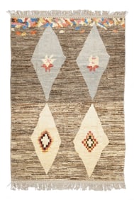 Fine Moroccan Rug 5'8" x 8'2" (1.73 x 2.49 M)