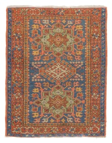 Antique Persian Heriz Rug 3'1" x 3'11" (0.94 x 1.19 M)