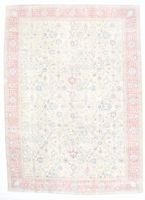 Fine Antique Turkish Sivas Rug 7'10" x 10'11" (2.39 x 3.33 M)