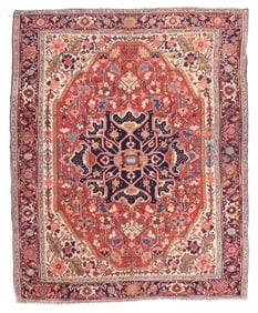 Antique Persian Serapi Rug 4'11'' x 6'7'' (1.50 x 2.01 M)