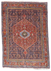 Antique Persian Bidjar Rug 3'8" x 5'2" (1.12 x 1.57 M)
