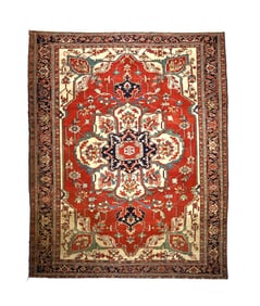 Antique Persian Serapi Rug 9'6" x 11'8" (2.90 x 3.56 M)