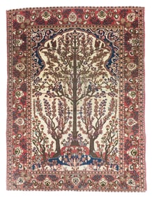 Antique Persian Isfahan Rug 4'9'' x 6'4'' (1.45 x 1.93 M)