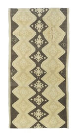 Vintage Turkish Rug 3'1" x 6'4" (0.94 x 1.93 M)