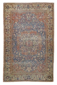 Antique Persian Isfahan Rug 4'2" x 6'7" (1.27 x 2.01 M)