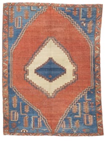 Antique Persian Bakhshayesh Rug 6' x 8'2" (1.83 x 2.49 M)