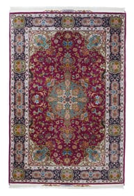 Extremely Fine Persian Tabriz Rug 3'4" x 5'3" (1.02 x 1.60 M)