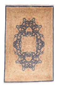 Extremely Fine Persian Silk Qum Rug 3'2" x 5' (0.97 x 1.52 M)