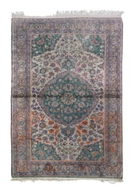 Vintage Turkish Sivas Rug 4' x 6' (1.22 x 1.83 M)