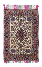 Vintage Persian Isfahan Rug 3'4" x 5' (1.02 x 1.52 M)