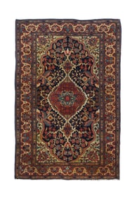 Antique Persian Farahan Sarouk Rug 4'5" x 6'8" (1.35 x 2.03 M)
