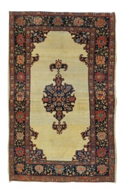 Antique Persian Farahan Sarouk Rug 4'1" x 7'0" (1.24 x 2.13 M)