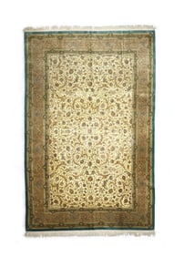 Persian Silk Qum Rug 6'6" x 9?11" (1.98 x 3.02 M)