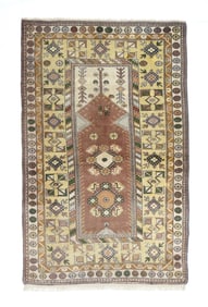 Turkish Rug 4'0'' x 6'6'' (1.22 x 1.98 M)