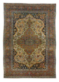 Antique Persian Tehran Rug 4'5" x 6'10" (1.35 x 2.08 M)