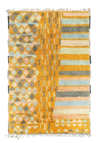 Vintage Morrocan Rug 4'10" x 7'5" (1.47 x 2.26 M)