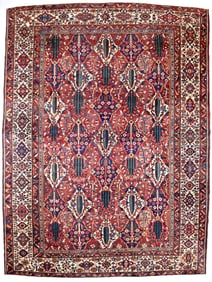 Antique Persian Bakhtiari Rug 10'6" x 14'1" (3.20 x 4.29 M)