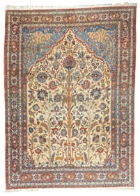 Fine Antique Persian Isfahan Tree of Life Rug 8'5" x 11'8" (2.57 x 3.56 M)