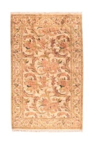 Indian Rug 5'8'' x 8'9'' (1.73 x 2.67 M)