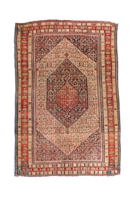 Antique Persian Senneh Rug 4'4" x 5'6" (1.32 x 1.68 M)