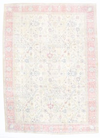 Fine Antique Turkish Sivas Rug 7'10" x 10'11" (2.39 x 3.33 M)