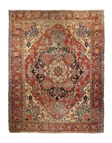 Antique Persian Serapi Rug 9'7" x 12'4" (2.92 x 3.76 M)