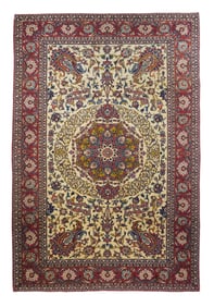 Antique Persian Isfahan Rug 6'11'' x 10'0'' (2.11 x 3.05 M)