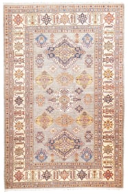 Fine PAK Kazak Rug 6' x 9'3" (1.83 x 2.82 M)