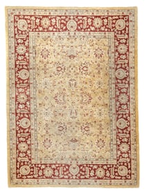 Fine Peshawar Rug 8'11" x 12'1" (2.72 x 3.68 M)