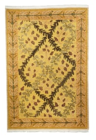 Turkish Sumak Rug 8' x 10' (2.44 x 3.05 M)