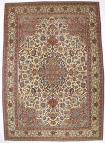 Antique Isfahan Rug 10' x 15'2" (3.05 x 4.62 M)