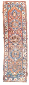 Antique HerizHeriz Rug 3'5" x 10'1" (1.04 x 3.07 M)