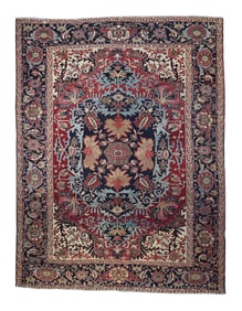Antique Serapi Rug 9'7" x 12'7" (2.92 x 3.84 M)