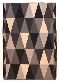 Vintage European Kilim  Rug 6'6" x 9'9" ( 1.98 x 2.97 M)