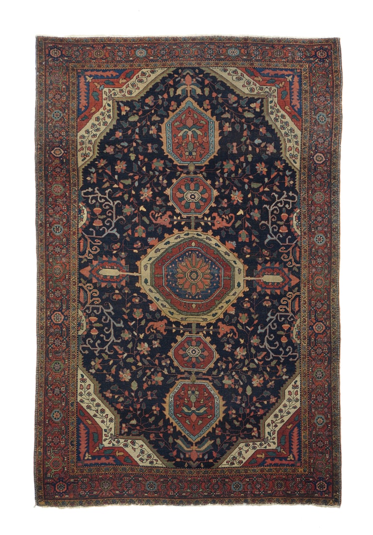 Antique Persian Sarouk Farahan Rug 4' x 6'4" ( 1.22 x 1.93 M): Antique Persian Sarouk Farahan