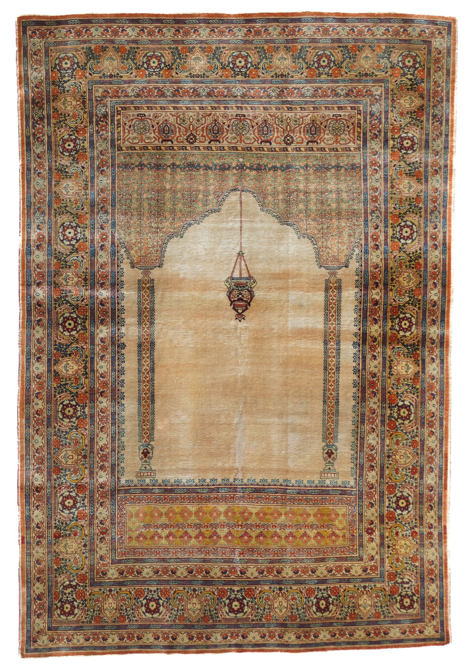 Tabriz Rug 3'9'' x 5'8'' (1.14 x 1.73 M)