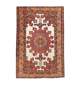 Tafresh Rug 4'4" x 6'6" (1.32 _ 1.98 M)