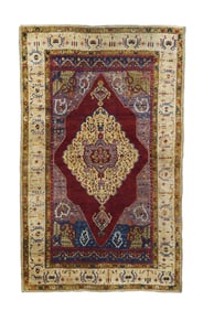Anatolian Rug 3'9" x 6'1" (1.14 x 1.85 M)