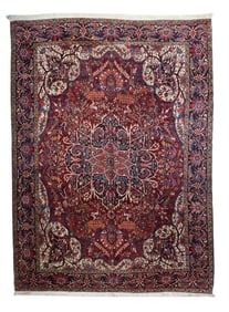 Heriz Rug 10'4" x 14 (3.15 x 4.27 M)